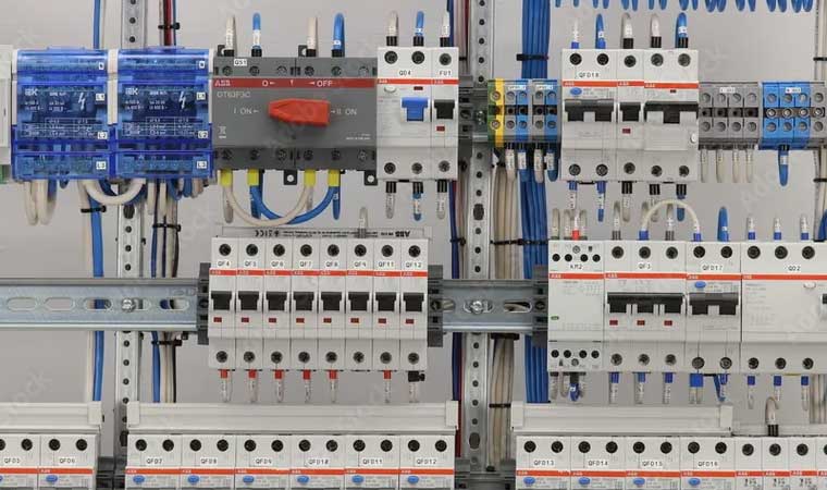 Contactors & Relays  - Amiz Technology